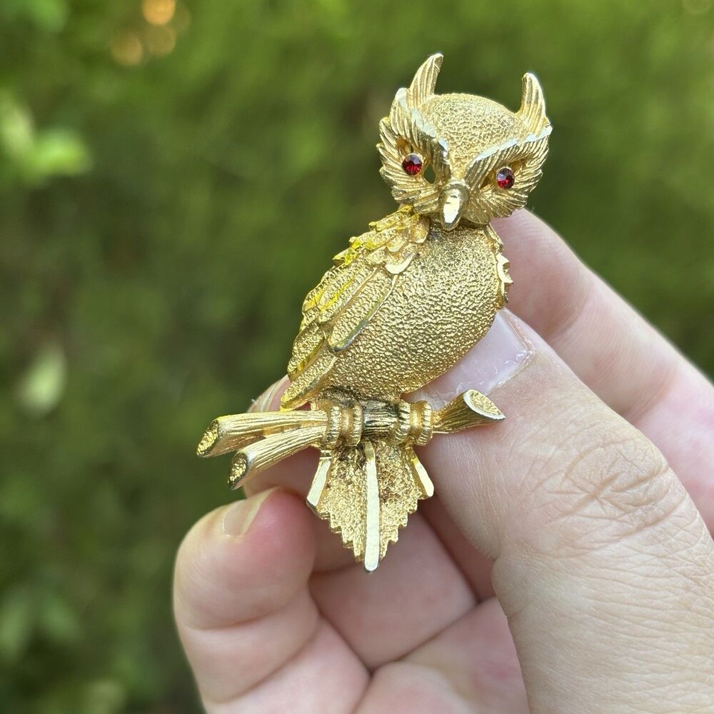 Vintage BSK Owl Brooch Gold Tone Red Rhinestone Eyes Mid Century Bird Pin
